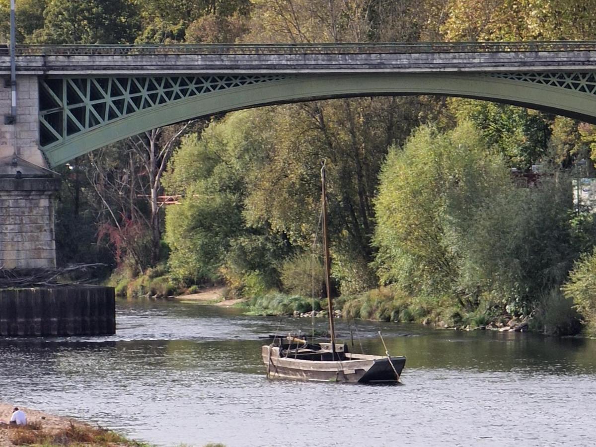 Chambre D'Hotes "Au Bord De Loire" La Marche Exteriér fotografie