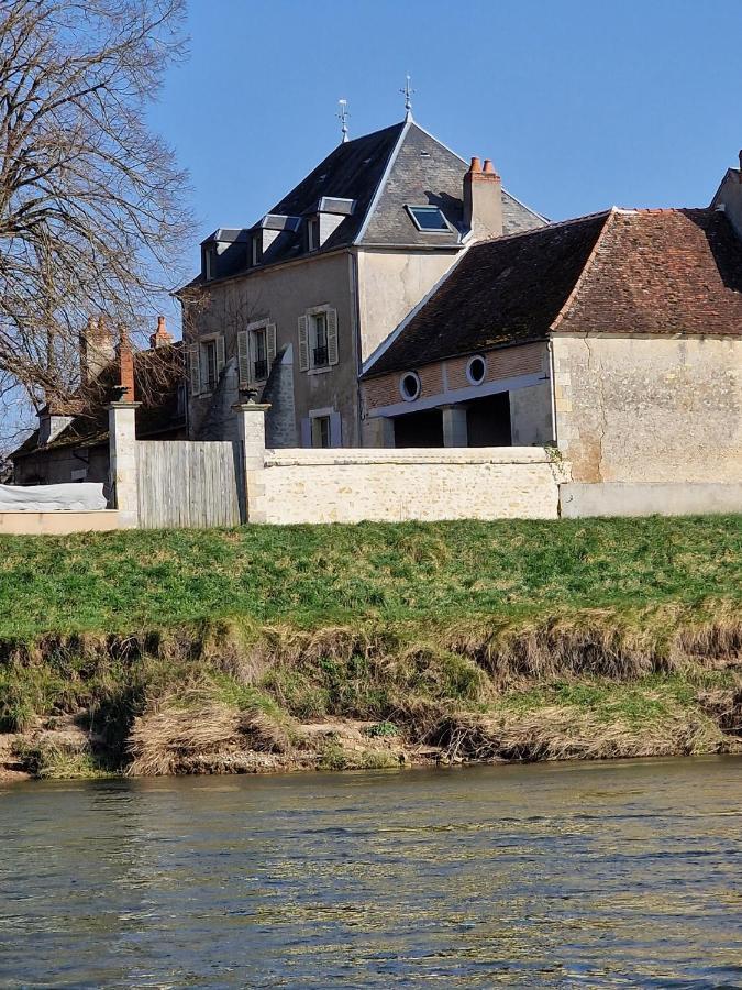 Chambre D'Hotes "Au Bord De Loire" La Marche Exteriér fotografie