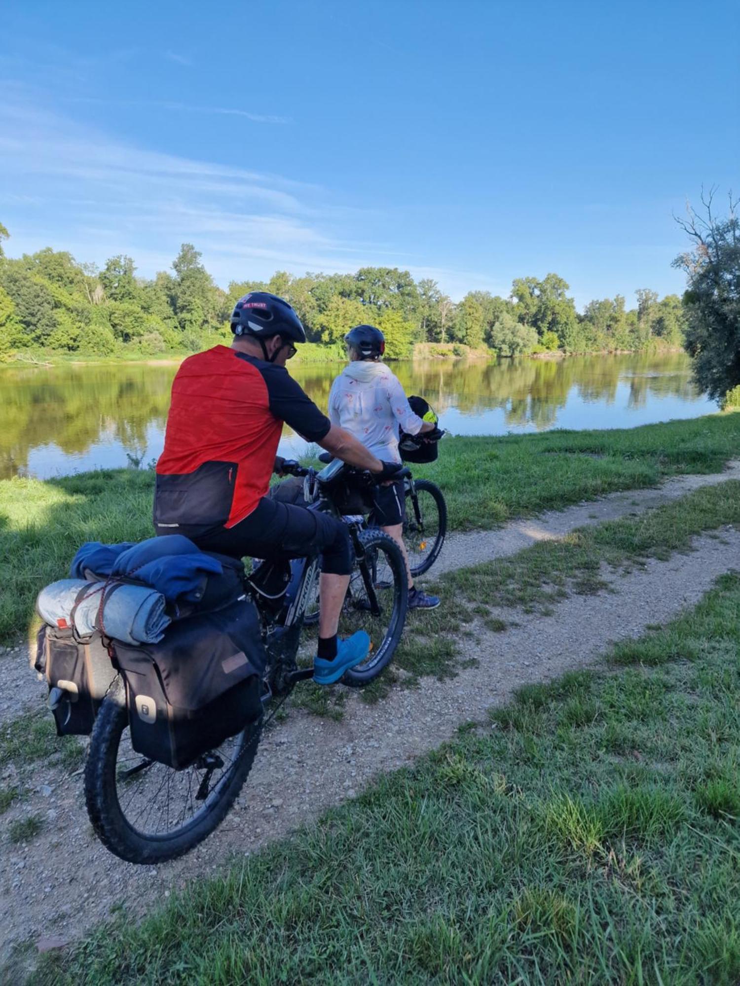 Chambre D'Hotes "Au Bord De Loire" La Marche Exteriér fotografie